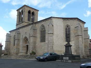 Percorso A piedi Saint-Amant-Roche-Savine - Roche-Savine - Photo