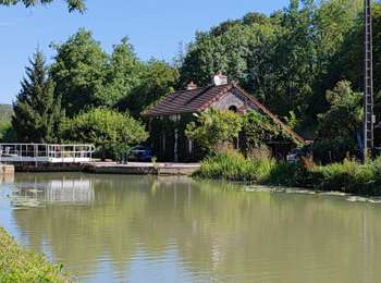 Tocht Fietstoerisme Pouilly-en-Auxois - Pouilly en Auxois à Fleurey sur Ouche - Photo