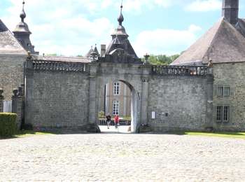 Randonnée Marche Modave - Au départ du château de Modave  - Photo