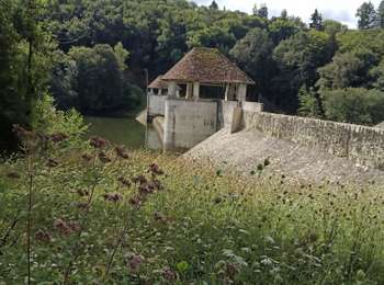 Percorso Bici da strada Laroquebrou - Laroquebrou circuit autour du lac  - Photo