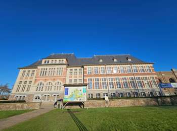 Tocht Stappen Maasmechelen - Terhills et son pont flottant  - Photo