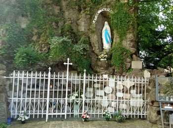 Tocht Stappen Humières - Humieres par notre Dame de Lourdes - Photo