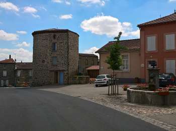 Percorso A piedi Aulhat-Flat - De fontaines en lavoirs - Photo