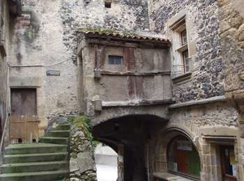 Percorso A piedi Saint-Amant-Tallende - Le Puy de Peyronere - Photo