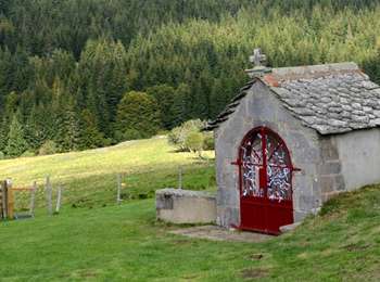 Percorso Marcia Besse-et-Saint-Anastaise - Besse_Chapelle_Vassiviere - Photo