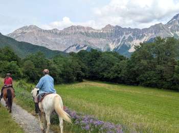 Trail Horseback riding Chichilianne - 2025-06-05 Rando CVA Chichilianne vers Treminis - Photo