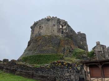 Percorso Marcia Murol - Murol - Photo