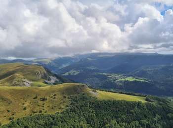 Percorso A piedi Murat-le-Quaire - Le tour sud de la banne d'Ordanche - Photo