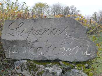 Percorso Marcia Chapdes-Beaufort - chemin Fais'Art - Photo