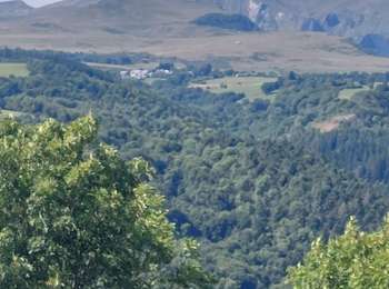 Percorso Marcia Saint-Victor-la-Rivière - romaine  - Photo