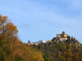 Percorso Marcia Saint-Yvoine - St_Yvoine_Pierre_Ancize - Photo