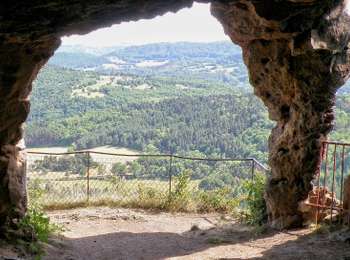 Percorso Marcia Saint-Nectaire - St_Nectaire_Grottes_Chateauneuf - Photo