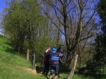 Tocht Mountainbike Genepiën - VTT  sur bousval - Photo