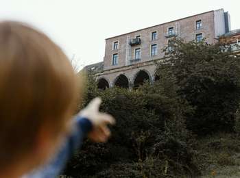 Trail On foot Walcourt - Promenade des Remparts - Photo