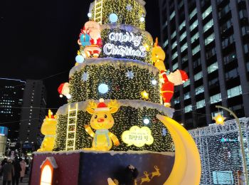Tour Andere Aktivitäten  - Fête des lanternes Gwanghwanum  - Photo