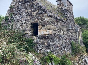 Tour Wandern Champeaux - La cabane Vauban et ses falaises  - Photo