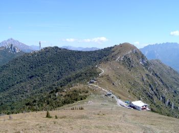 Excursión A pie Eupilio - Attraversata - Monte Pesora - Monte Cornizzolo - Rifugio S.E.C. Marisa Consigliere - Photo
