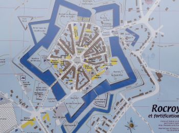 Tour Zu Fuß Rocroi - ROCROI: remparts extérieurs et intérieurs - Photo