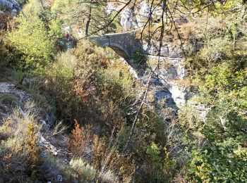 Trail Walking Bargème - bargeme pierre - Photo