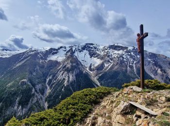 Tour Wandern Uvernet-Fours - Col de la Cloche - Croix de Saint Médard Via Villard d'Abas - Photo