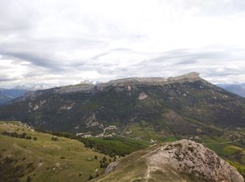 Trail Trail Châteauneuf-d'Oze - Tour et sommet petite Céüse - Photo