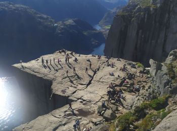 Trail Walking  - preikestolen - Photo