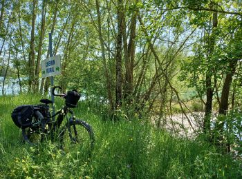 Excursión Bici de montaña Saint-Cirq-Lapopie - St cirq la popie  cahors  lauzerte - Photo