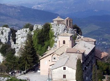 Tour Zu Fuß Ciciliano - Sentiero CAI 501 Ciciliano - Monte Guadagnolo - Photo