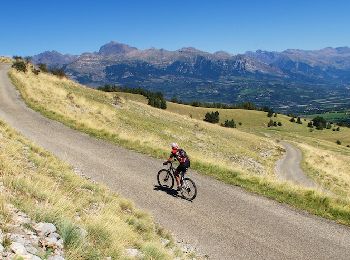Tocht Mountainbike Gap - VTT20 - Aux frontières du champsaur - Photo
