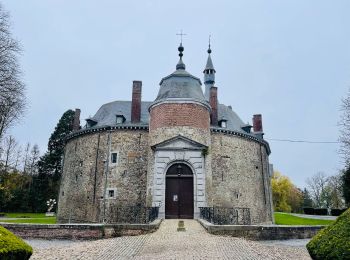 Randonnée Marche Ans - Le château de Waroux et ses environs à Ans - Photo
