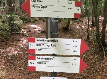 Tour Zu Fuß Corniglio - Rifugio Lagoni-Sella di Rocca Pumacciolo-Lago Verde - Photo