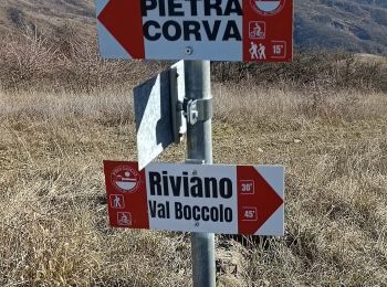 Percorso A piedi Varano de' Melegari - SP28 - Monte di Riviano - Pietra Corva - Castello di Roccalanzona - SP28 - Photo
