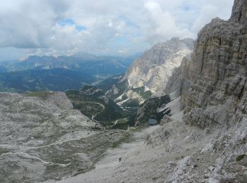 Trail On foot Cortina d'Ampezzo - IT-401 - Photo