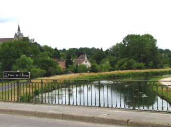 Percorso A piedi Crépy-en-Valois - le GR11 dans la Forêt de Retz et sur les bords du canal de l'Ourcq - Photo