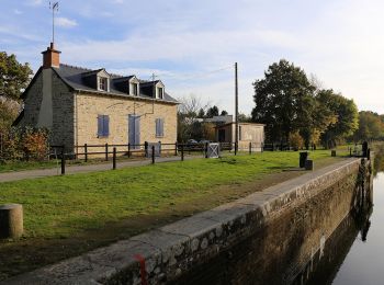 Percorso A piedi Betton - Circuit de Pluvignon - Photo