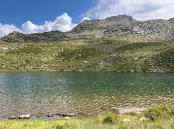 Excursión Senderismo Auzat - Randonnée des étangs de Sarroucane au pic de la rouge - Photo