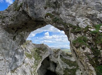 Randonnée Marche Andia - 3 sommets  et Portupekoleze, grotte de Lezaundi  Puerto Lizarraga Cueva de Arleze y San Adrián.  - Photo