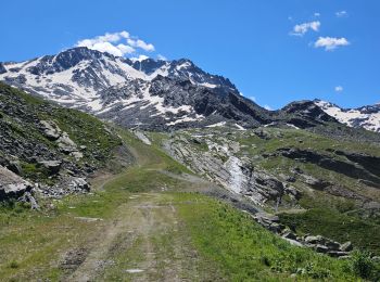 Tour Wandern Les Belleville - Val Thorens, lac de Montaulever, Mont de la Chambre, Val Thorens  - Photo