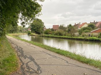 Tour Wandern Saint-Gilles - Chagny canal du centre - Photo