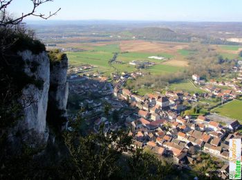 Tour Wandern Serrières-de-Briord - La Vierge de Chateland, en boucle depuis Serrières de Briord - Photo