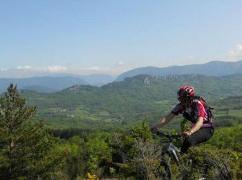 Percorso Mountainbike Camurac - Du sentier Cathare à Espéraza - Photo