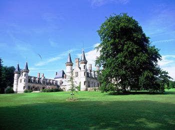 Tocht Stappen Machy - Circuit du château de Régnières - Ecluse - Photo