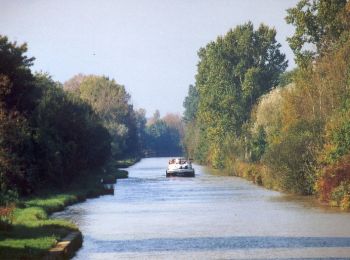 Percorso Marcia Bourg-et-Comin - Le Pont Canal ( de l'Oise) - Photo