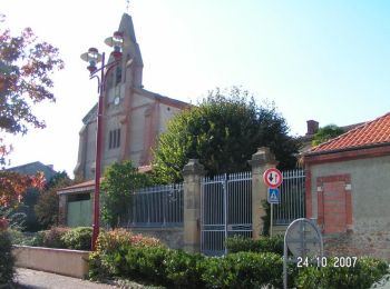 Randonnée V.T.T. Port-Sainte-Marie - Saint-Julien, église promontoire sur la vallée de la Garonne - Pays de la vallée du Lot - Photo