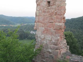 Randonnée Marche Baerenthal - Baerenthal, château de Ramstein de nuit - Photo