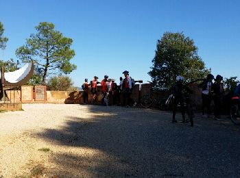Percorso Altra attività Cabrières-d'Avignon - Roussillon  - Photo