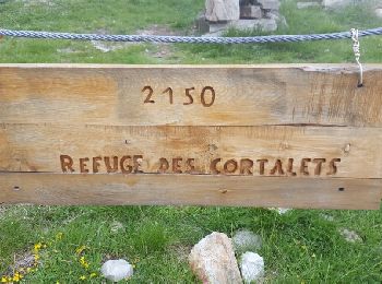 Tour Wandern Corsavy - Batère refuge des Cortalès - Photo