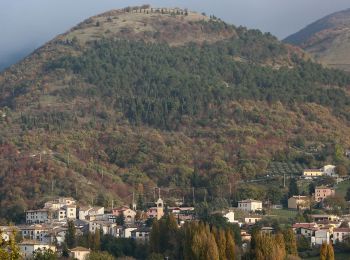 Tour Zu Fuß Fossato di Vico - IT-286 - Photo