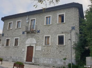 Percorso A piedi Sant'Eufemia a Maiella - San Giacomo - Roccacaramanico - Barbusciana di Salle - Photo