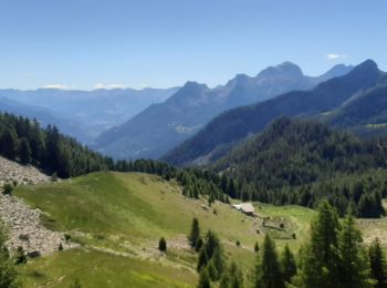 Randonnée Marche Seyne - SEYNES,  parking du col col Bas  , piste militaire.  Dormiouse,  lac du Milieu  , lac Noir , lac Gué,  col Bas o l - Photo